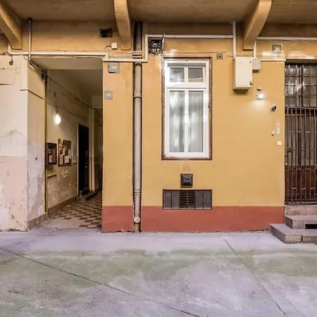 Atelier Διαμέρισμα *
